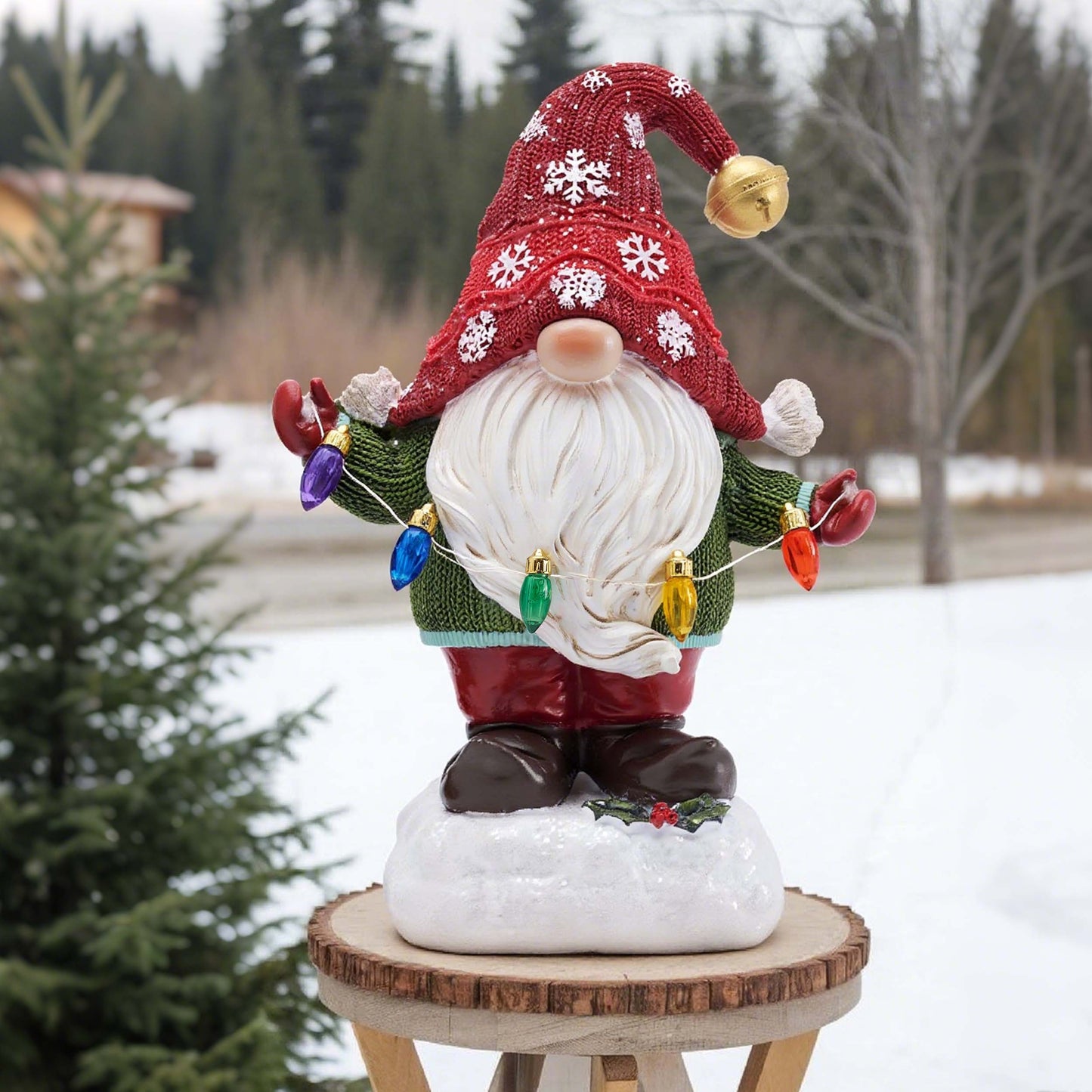 TERESA'S COLLECTIONS Outdoor Christmas Decorations Garden Gnome with LED Lights, Solar-Powered Outdoor Statue, Festive Red&Green Decor, Durable Resin Ornaments Gift for Women and Man, 7.5"